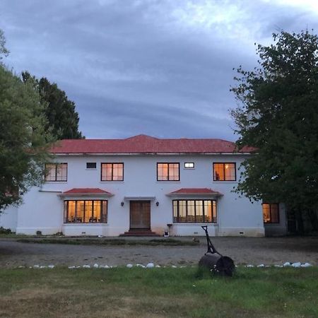 Hosteria Pionero Торрес-дель-Пайне Экстерьер фото